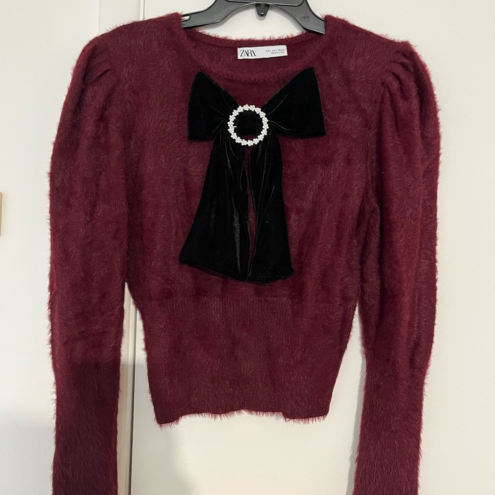 Zara soft wool dressy shirt size L excellent condition, color burgundy